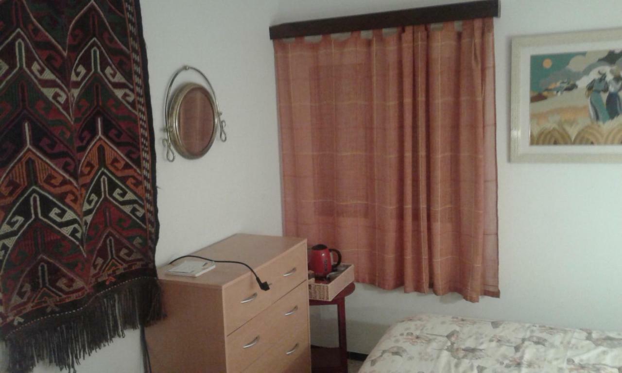 Habitacion Doble En Casa Particular Cadaques Exterior photo